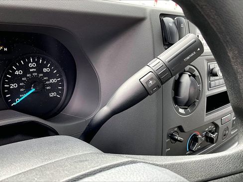 New 2024 Ford E-450 and Econoline 450 Super Duty w/ Power Windows & Locks Group image 7