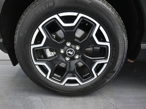 Used 2025 Ford Bronco Sport Outer Banks image 11