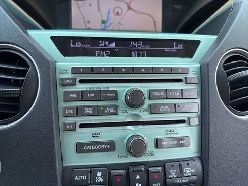 Used 2009 Honda Pilot Touring image 12