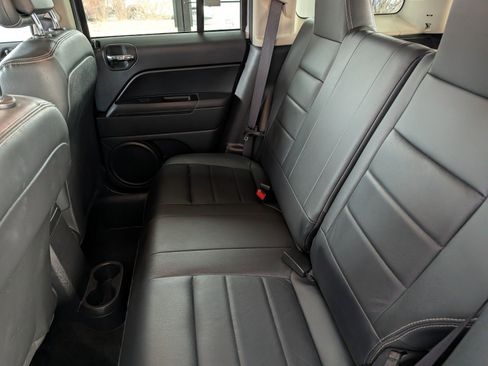 Used 2017 Jeep Patriot High Altitude image 10