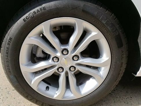 Used 2019 Chevrolet Cruze LS w/ LS Convenience Package FWD image 27