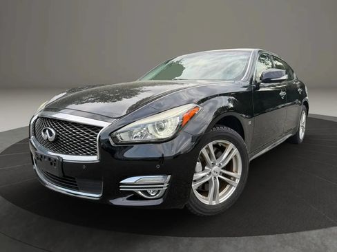 Used 2016 INFINITI Q70 L 3.7 AWD/4WD image 1