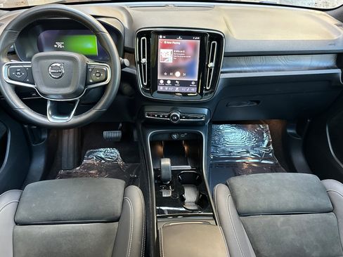Certified 2023 Volvo C40 P8 Recharge Ultimate AWD/4WD image 15