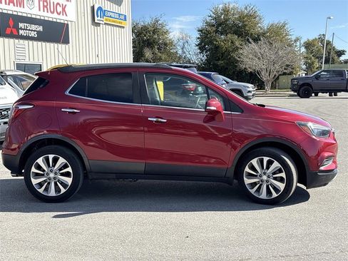 Used 2018 Buick Encore Preferred image 6