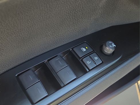 New 2026 Toyota Camry SE FWD image 18