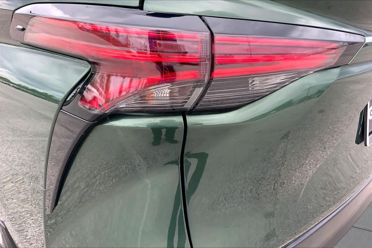 Used 2022 Toyota Sienna LE FWD image 27