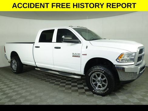 Used 2018 RAM 3500 Tradesman w/ Chrome Appearance Group AWD/4WD image 2