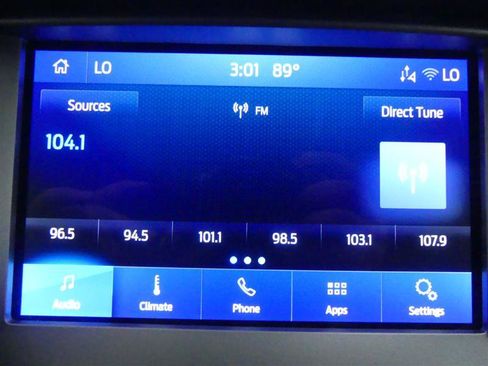 Used 2021 Ford Ranger XLT w/ Equipment Group 301A Mid AWD/4WD image 11