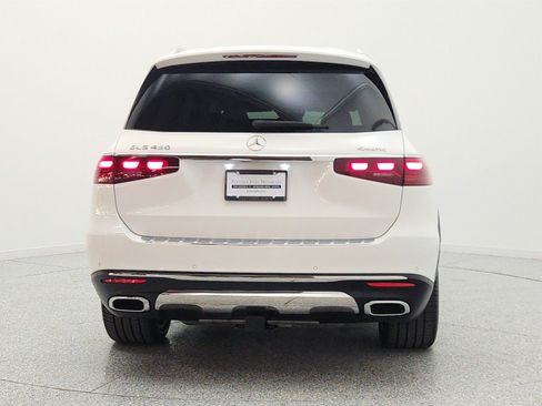 Certified 2026 Mercedes-Benz GLS 450 4MATIC image 6