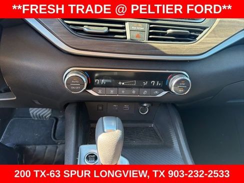 Used 2025 Nissan Altima 2.5 SV w/ SV Special Edition Package FWD image 13