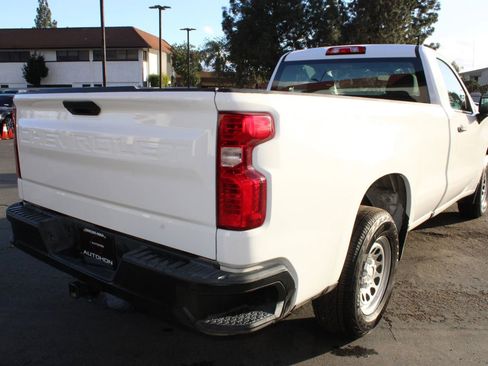 Used 2019 Chevrolet Silverado 1500 W/T w/ Trailering Package image 12