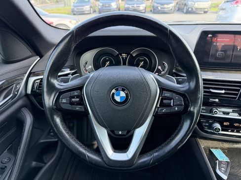 Used 2018 BMW 530e RWD image 18
