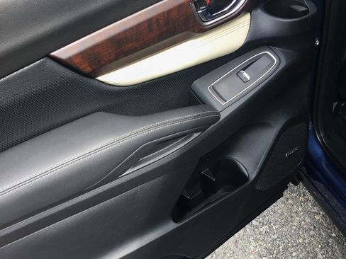 Used 2021 Subaru Ascent Touring w/ Popular Package #2A image 14