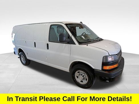 Used 2020 Chevrolet Express 2500 RWD image 1