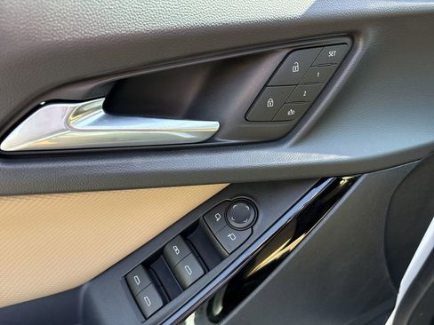 New 2026 Chevrolet Equinox ACTIV w/ Convenience Package III FWD image 25