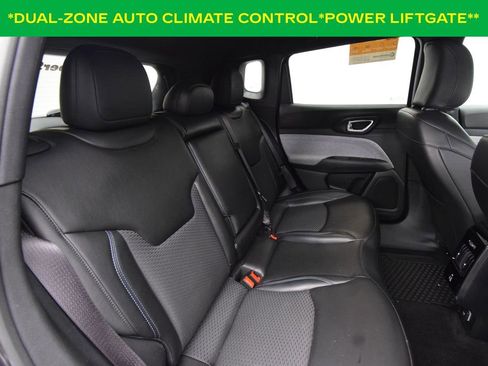 Certified 2023 Jeep Compass Latitude w/ Convenience Group image 12