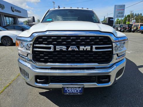Used 2024 RAM 3500 SLT w/ Quick Order Package 2YG SLT AWD/4WD image 8