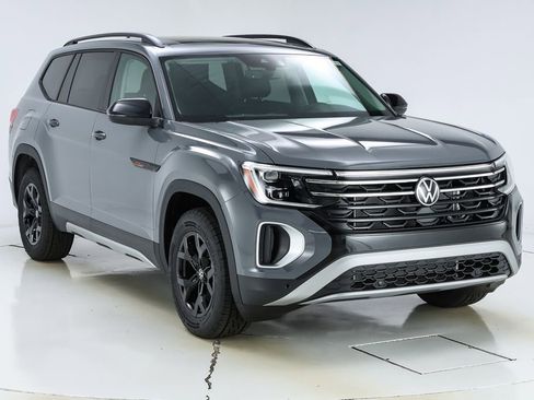 New 2026 Volkswagen Atlas Peak Edition AWD/4WD image 54
