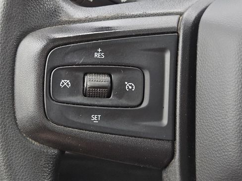 Used 2021 GMC Sierra 3500 4x4 Crew Cab w/ Convenience Package image 6