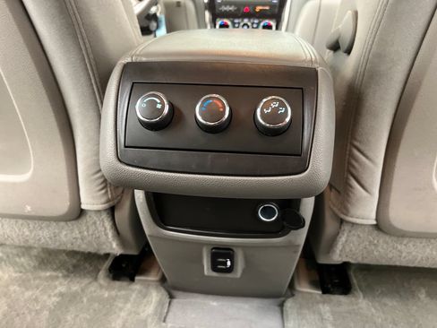 Used 2017 Buick Enclave Convenience FWD image 26