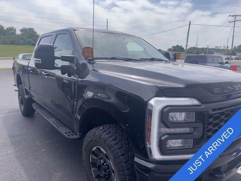 Used 2024 Ford F250 Lariat w/ Tremor Off-Road Package AWD/4WD image 3