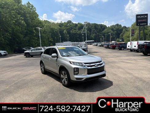 Used 2025 Mitsubishi Outlander Sport ES AWD/4WD image 1