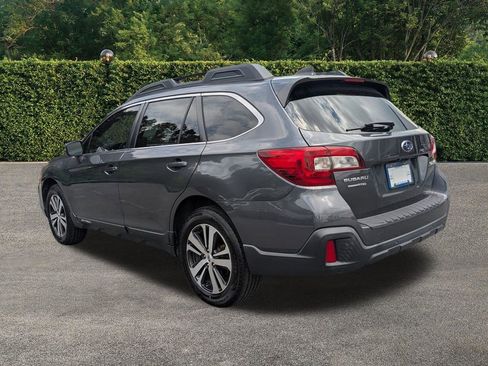 Used 2019 Subaru Outback 2.5i Limited AWD/4WD image 6