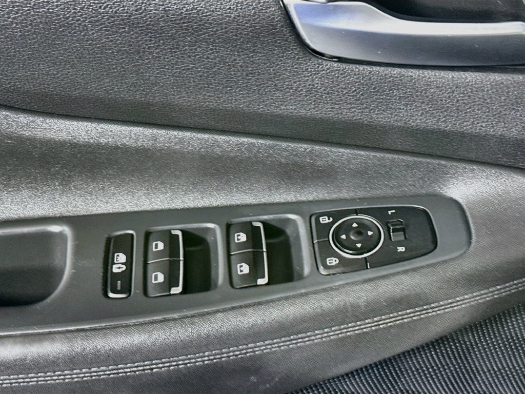 Used 2022 Hyundai Santa Fe XRT w/ Cargo Package FWD image 23