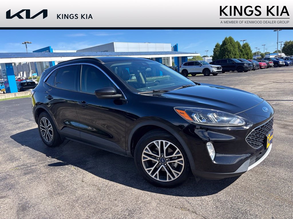 Used 2020 Ford Escape SEL FWD image 2