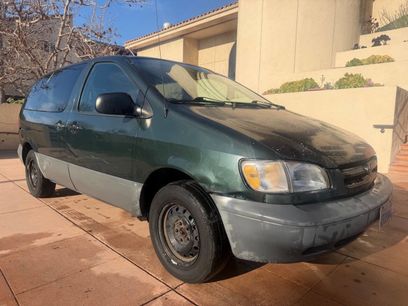 Used 1999 Toyota Sienna CE
