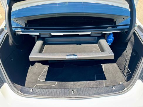 Used 2014 Mercedes-Benz E 350 4MATIC Sedan image 31