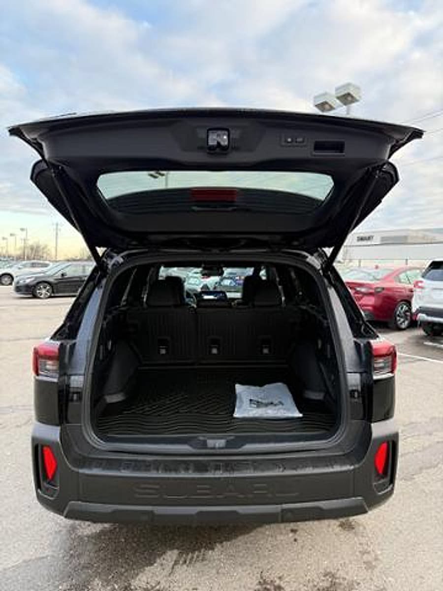 New 2026 Subaru Outback Limited XT AWD/4WD image 7
