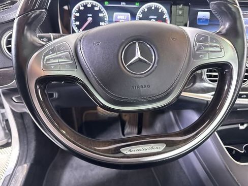 Used 2017 Mercedes-Benz S 550 Sedan image 25