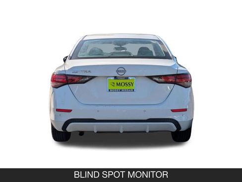 Used 2024 Nissan Sentra S FWD image 9