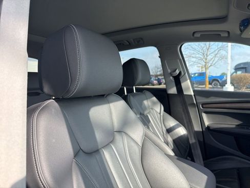 Used 2024 Audi Q5 2.0T Premium Plus image 24