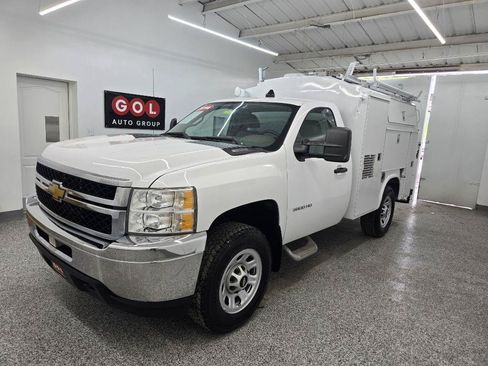 Used 2014 Chevrolet Silverado 3500 W/T RWD image 4