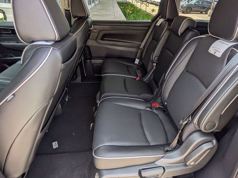 New 2026 Honda Odyssey Elite image 15