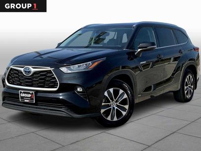 Used 2020 Toyota Highlander XLE