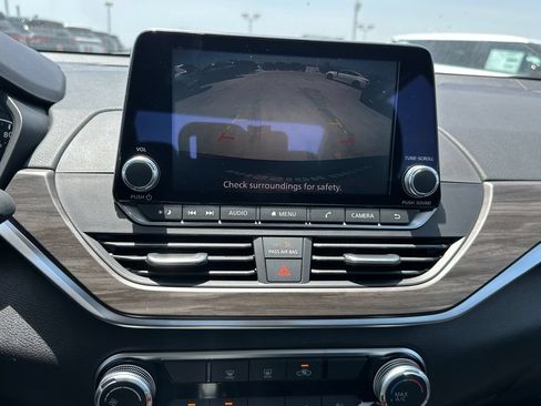 New 2026 Nissan Altima 2.5 SV FWD image 30