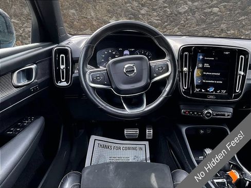 Used 2021 Volvo XC40 T5 R-Design w/ Climate Package AWD/4WD image 5
