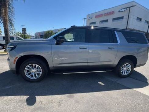 New 2026 Chevrolet Suburban LT w/ Comfort Package RWD image 5