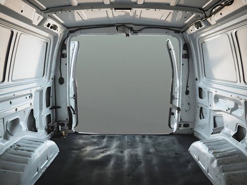 Used 2013 Ford E-150 and Econoline 150 RWD image 10