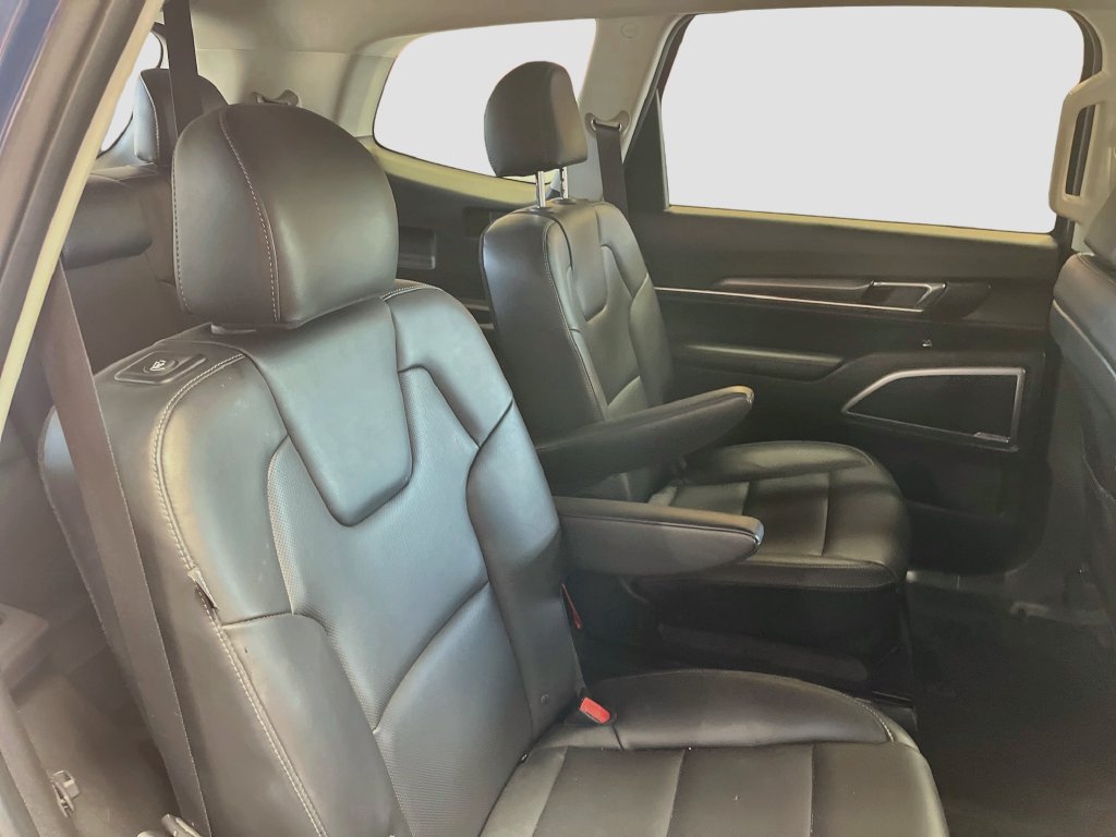 Used 2024 Kia Telluride S w/ S Sunroof Package FWD image 30