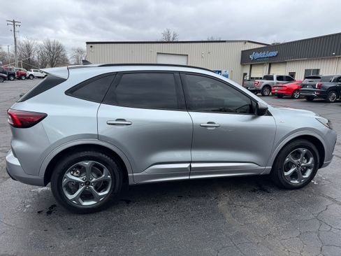Used 2024 Ford Escape ST-Line w/ Tech Pack #1 image 6