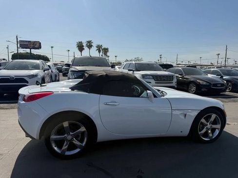 Used 2008 Pontiac Solstice GXP RWD image 12