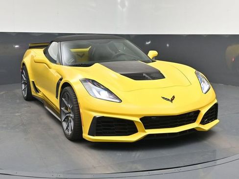 Used 2017 Chevrolet Corvette Z06 RWD image 21