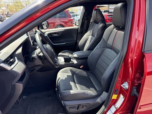 Used 2022 Toyota RAV4 XSE w/ Premium Package AWD/4WD image 5