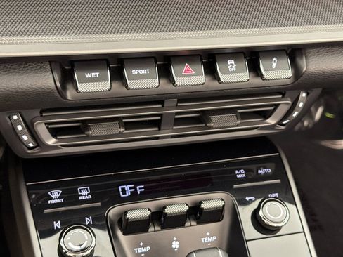 Used 2024 Porsche 911 Carrera S w/ Premium Package image 19