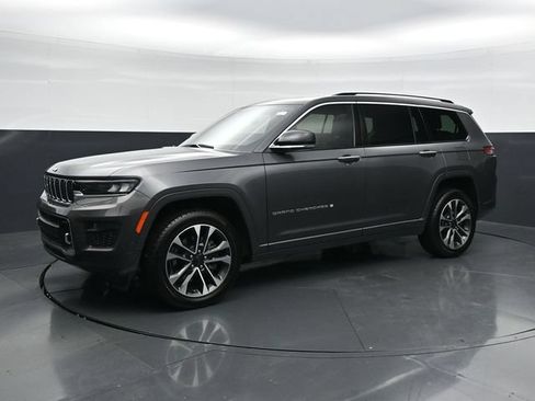 Used 2021 Jeep Grand Cherokee L Overland w/ Luxury Tech Group IV AWD/4WD image 6