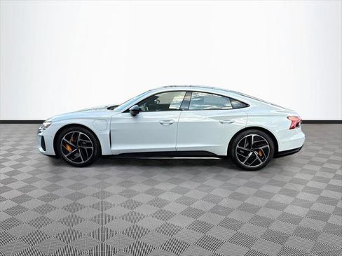 Used 2024 Audi RS e-tron GT w/ Carbon Performance Package AWD/4WD image 4